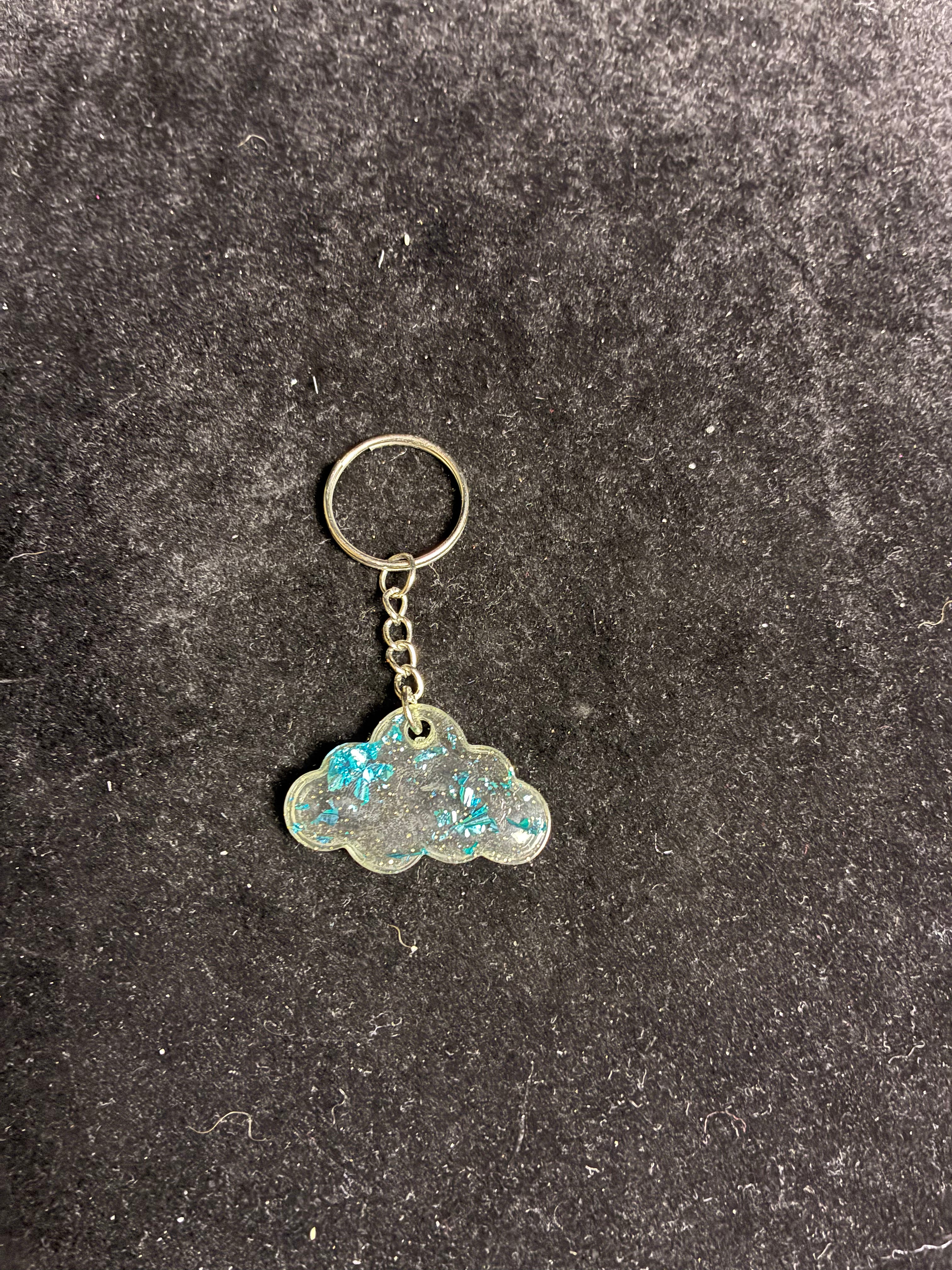 Porte clé nuage feuille d’or turquoise LES MERVEILLES DE SONIA