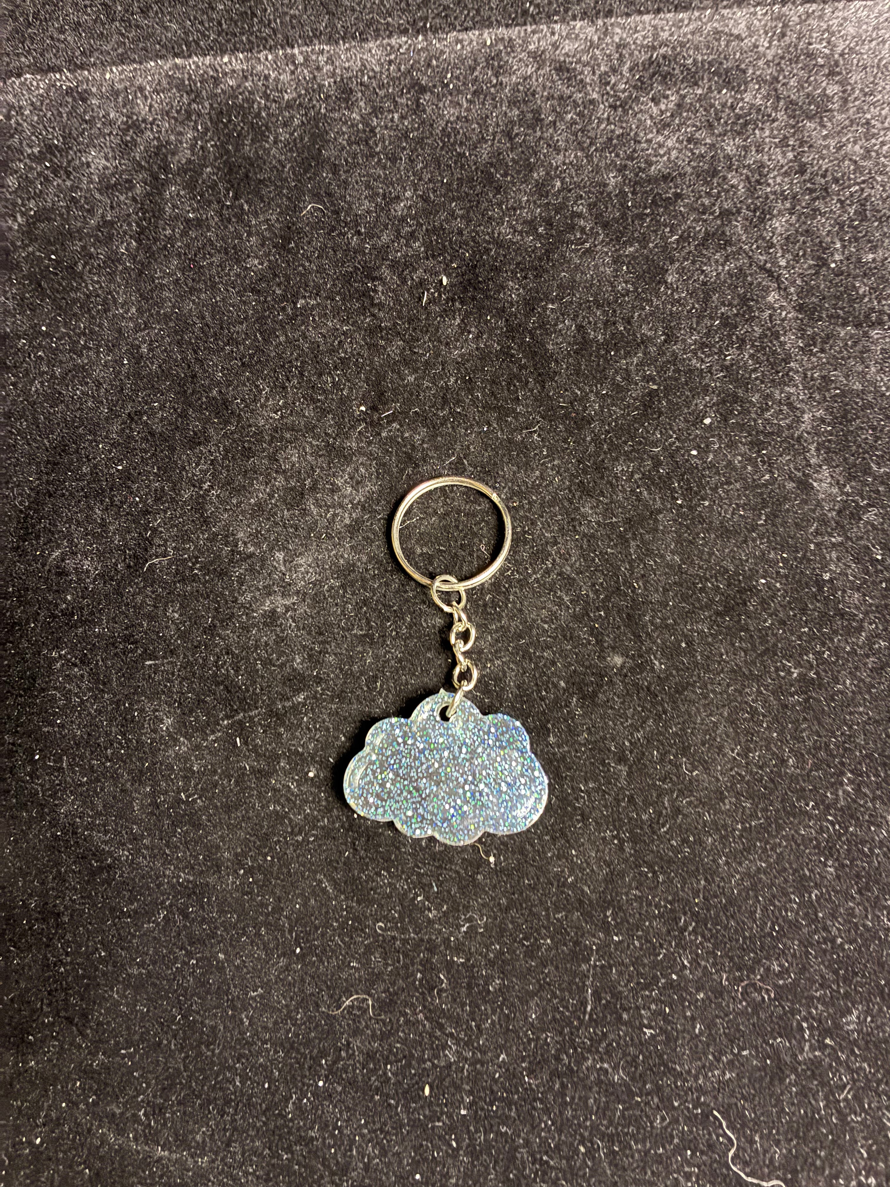 Porte clé nuage pailletée bleu LES MERVEILLES DE SONIA