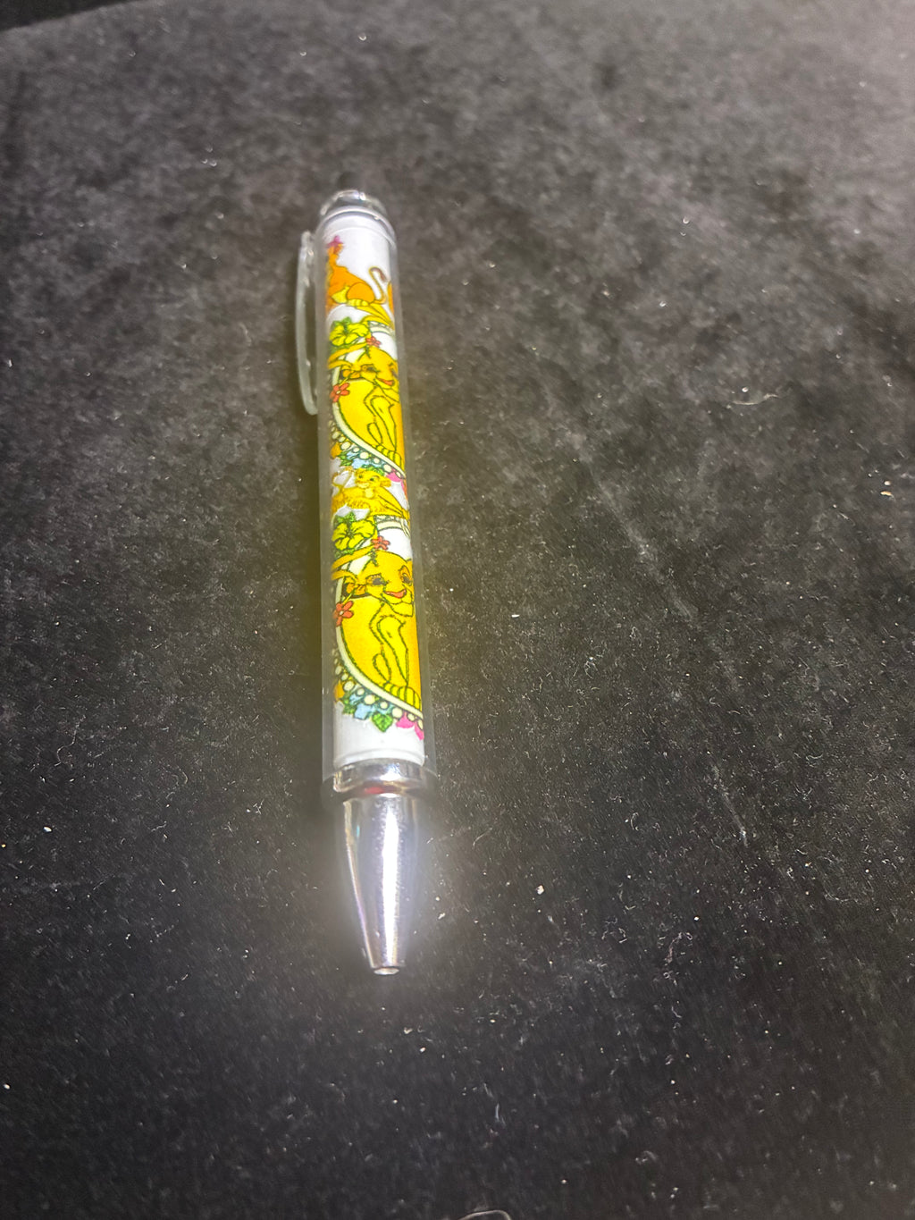Stylo roi lion LES MERVEILLES DE SONIA