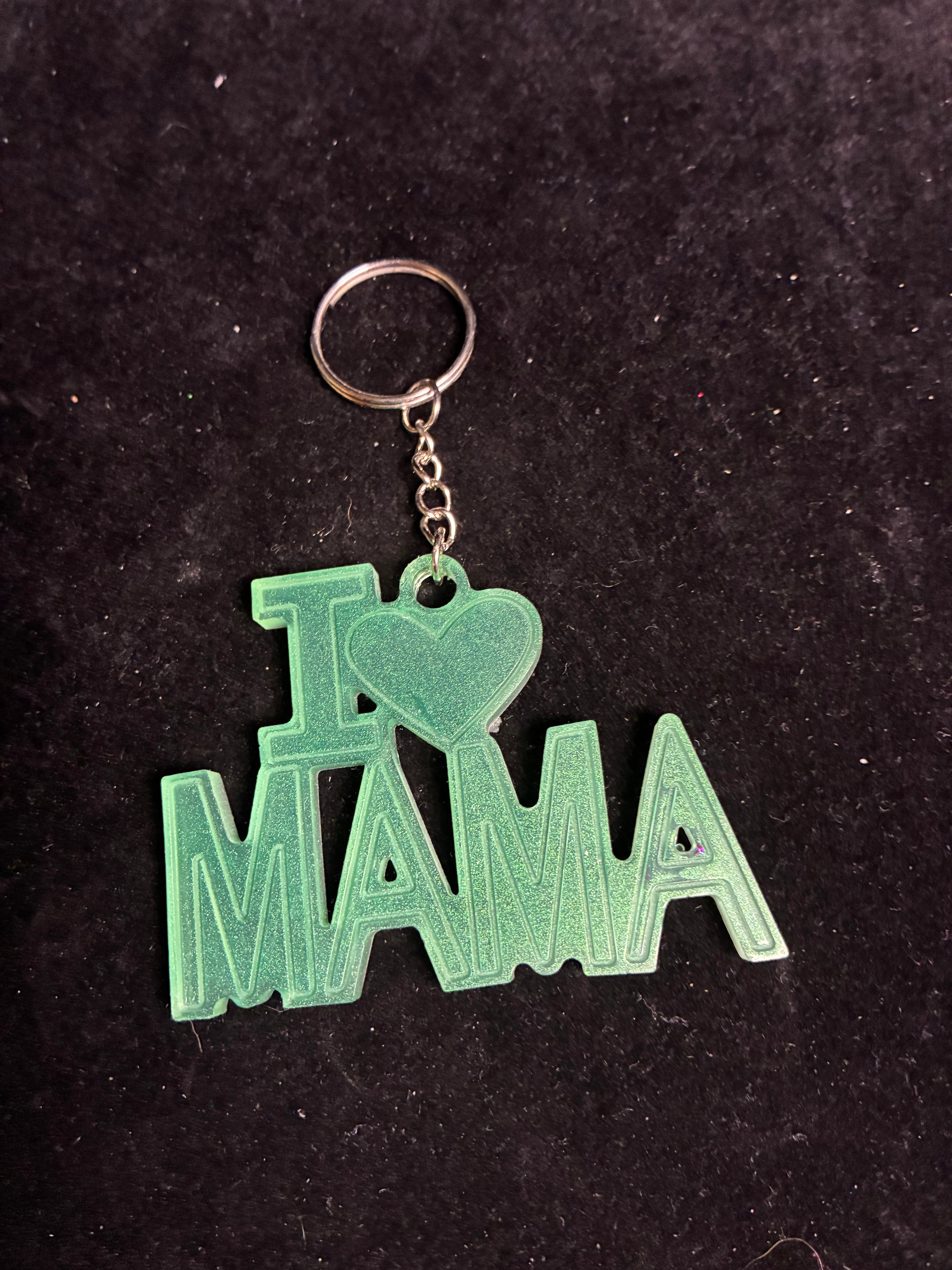 Porte clé I Love mama vert résine LES MERVEILLES DE SONIA