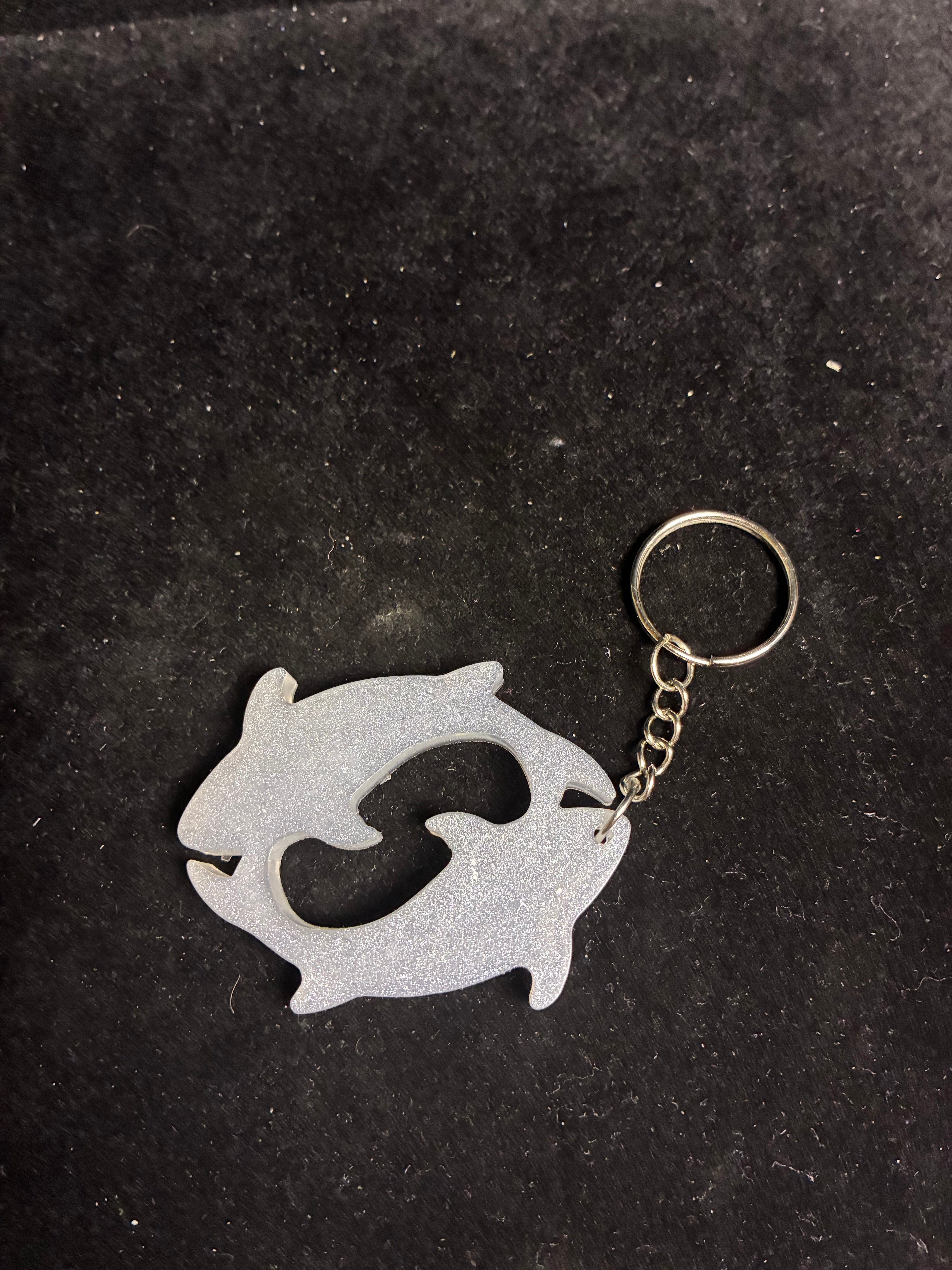 Porte clé poisson blanc LES MERVEILLES DE SONIA