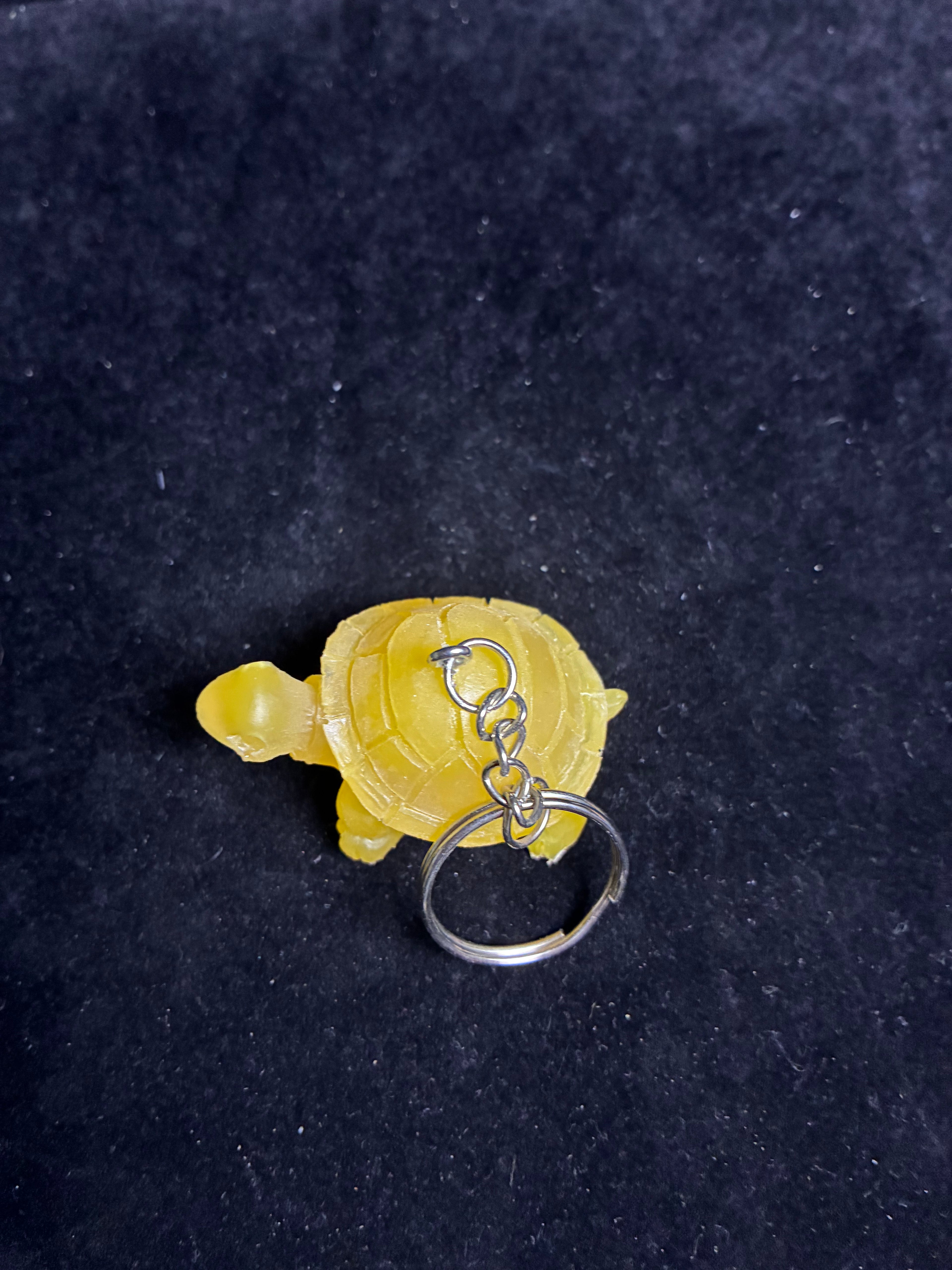 Porte clé tortue jaune LES MERVEILLES DE SONIA