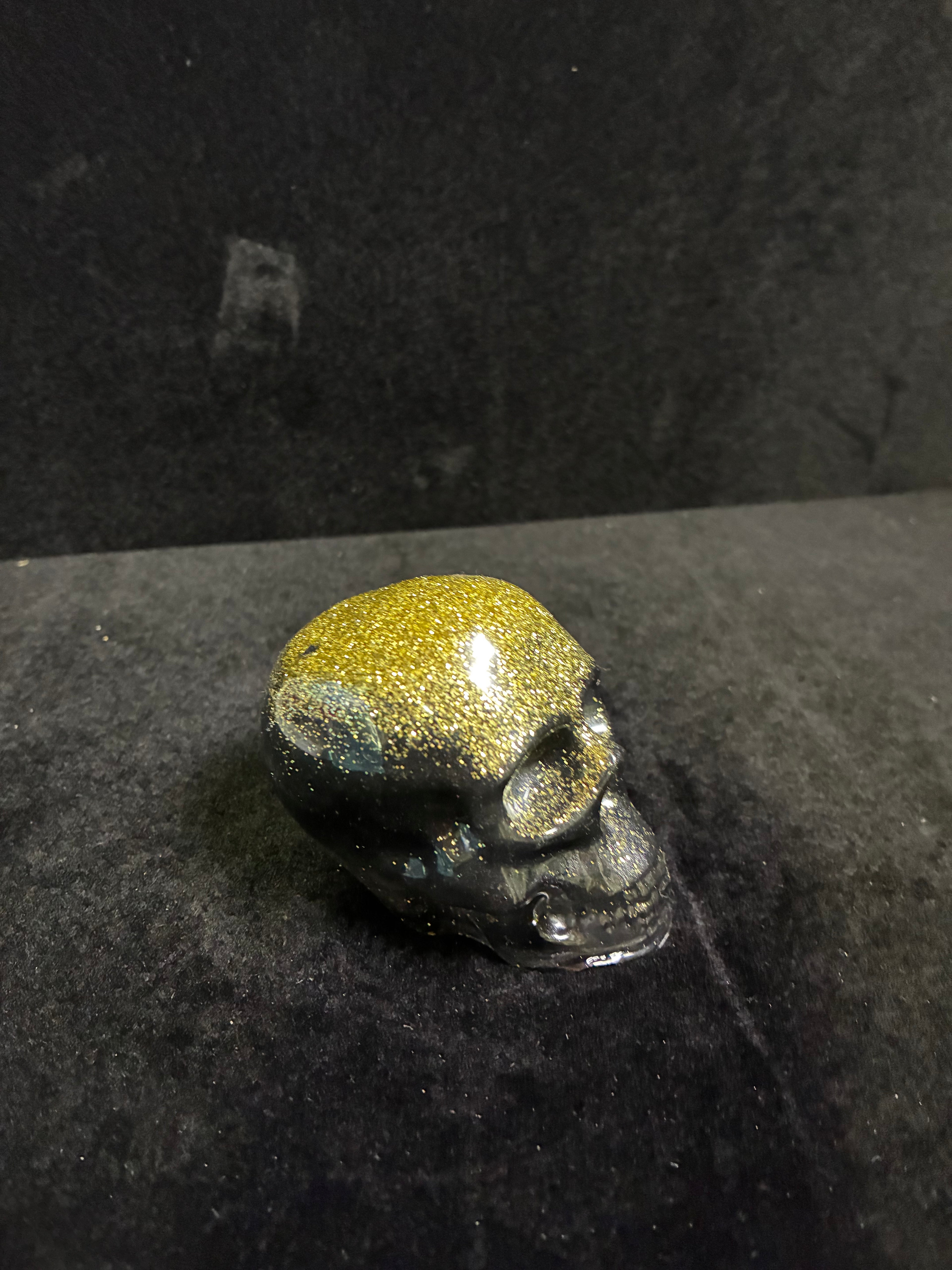 Skull moyen noir et doré