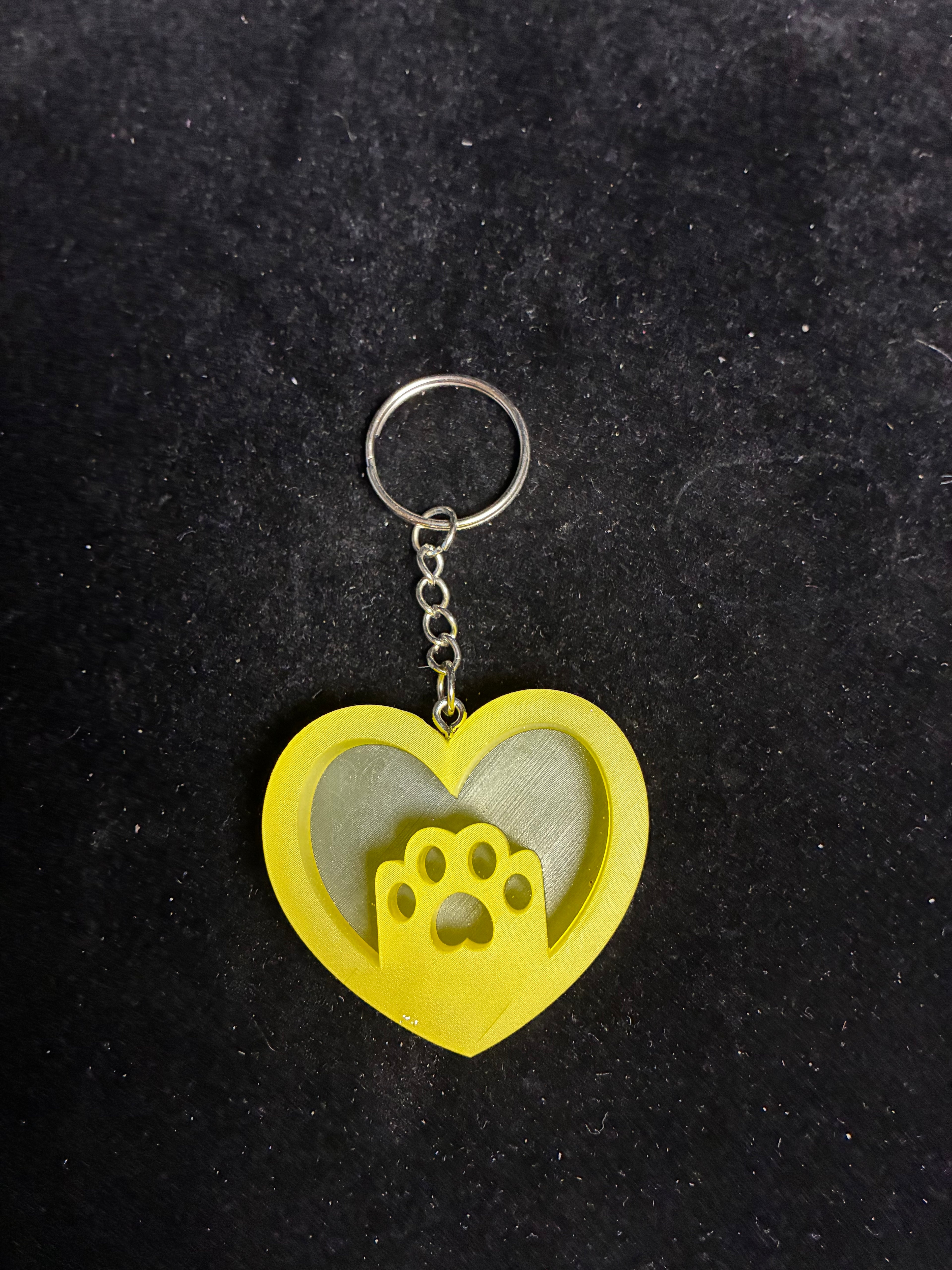 Porte clé cœur patte de chien LES MERVEILLES DE SONIA